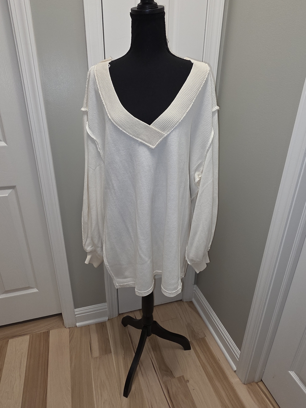 We The Free Off-White V-Neck Lightweight Sweater